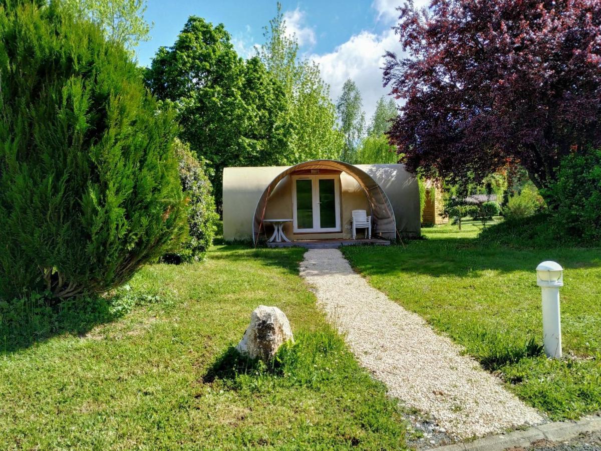 Domaine De Guillalmes Hotell Fumel Exteriör bild