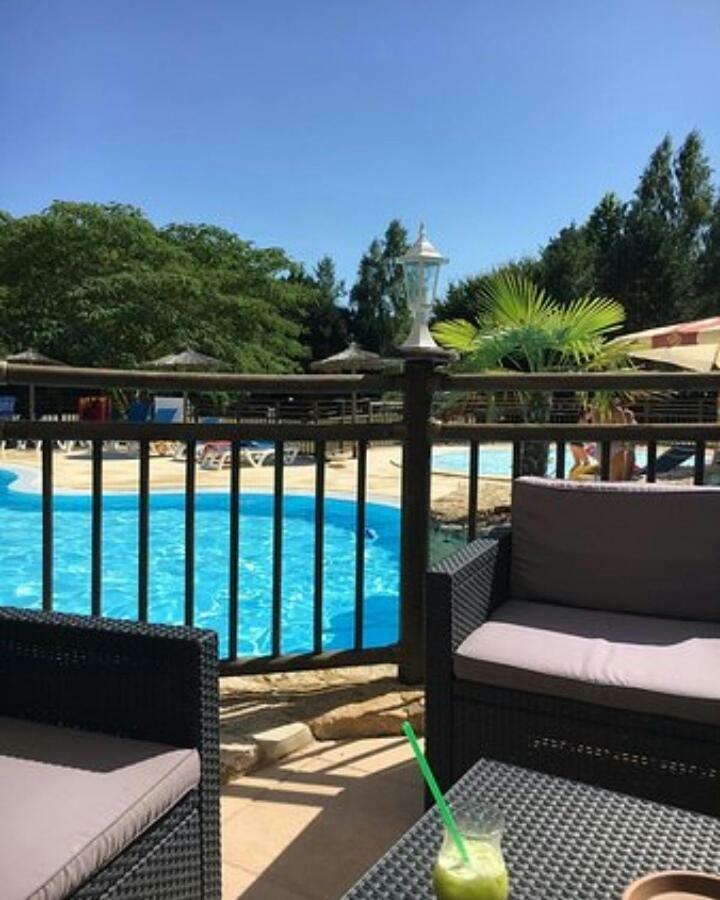 Domaine De Guillalmes Hotell Fumel Exteriör bild
